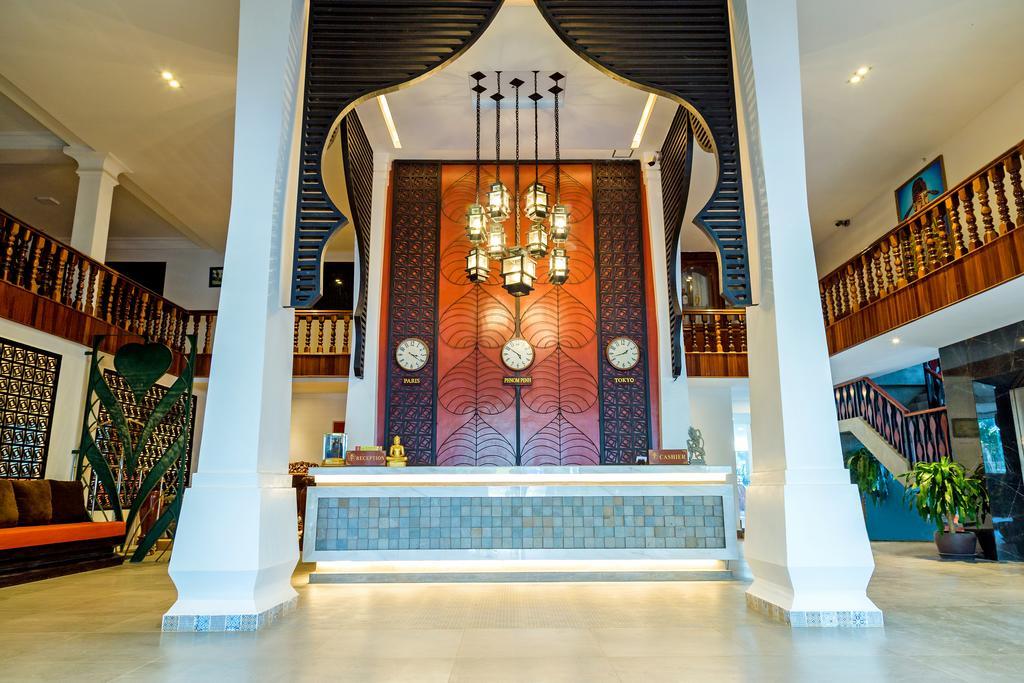 Ly Heng Chhay Hotel Krong Poi Pet Exterior photo