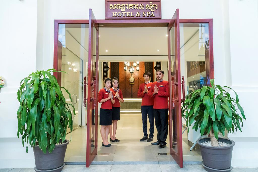 Ly Heng Chhay Hotel Krong Poi Pet Exterior photo