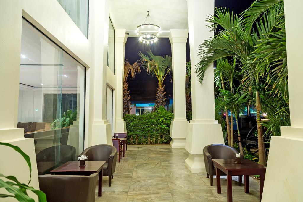 Ly Heng Chhay Hotel Krong Poi Pet Exterior photo