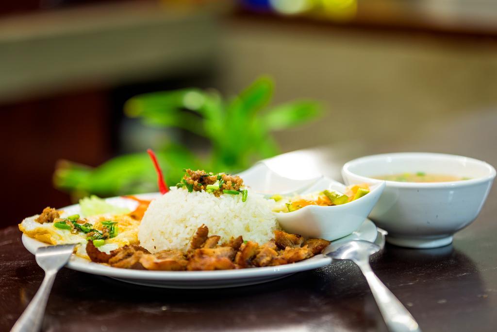 Ly Heng Chhay Hotel Krong Poi Pet Exterior photo