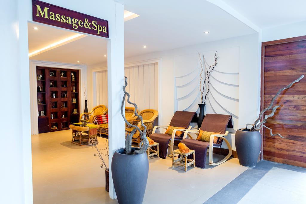 Ly Heng Chhay Hotel Krong Poi Pet Exterior photo